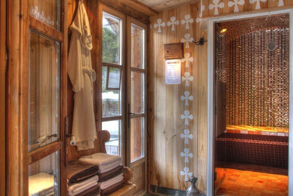 Hotel Les Chalets De Philippe Avec Jacuzzis Privatifs Chamonix Eksteriør billede