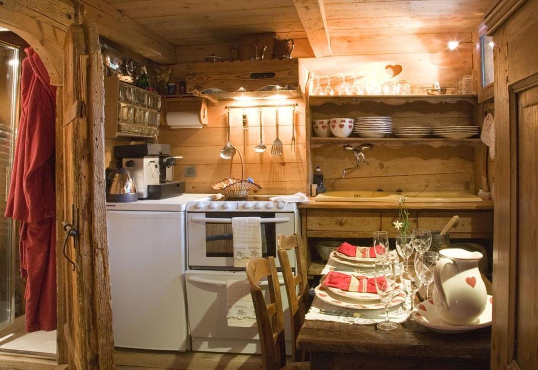 Hotel Les Chalets De Philippe Avec Jacuzzis Privatifs Chamonix Eksteriør billede