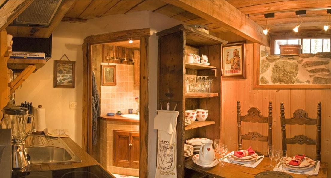 Hotel Les Chalets De Philippe Avec Jacuzzis Privatifs Chamonix Eksteriør billede
