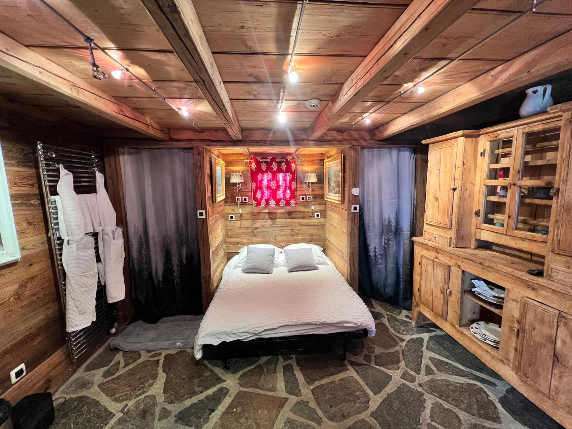 Hotel Les Chalets De Philippe Avec Jacuzzis Privatifs Chamonix Eksteriør billede